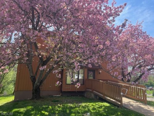 930 Mount Kemble Ave, Morristown, NJ, 07960-6647 | Card Image