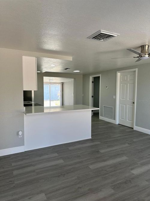 11011 Zimmerman Rd, PORT RICHEY, FL, 34668-2254 | Card Image