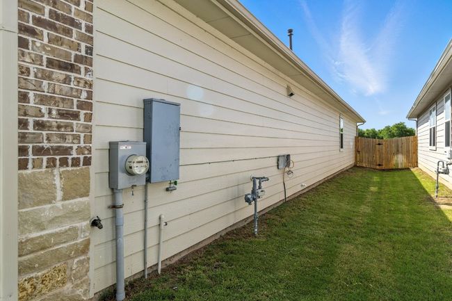 View of property exterior | Image 26