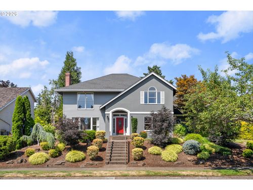 19757 Bellevue Way, WestLinn, OR, 97068 | Card Image