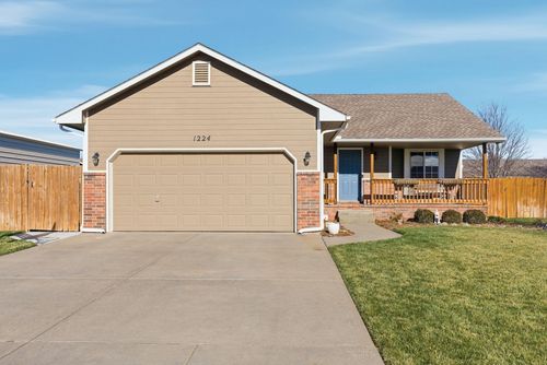 1224 Ridge View Ct, Clearwater, KS, 67026-7836 | Card Image