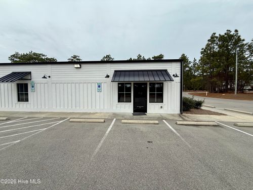 2105 Juniper Lake Rd, West End, NC, 27376-9051 | Card Image