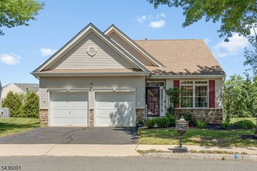 32 Benjamin St, SOMERSET, NJ, 08873-7260 | Card Image