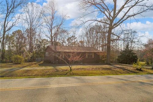 1019 White Hill School Rd, Commerce, GA, 30529-4591 | Card Image