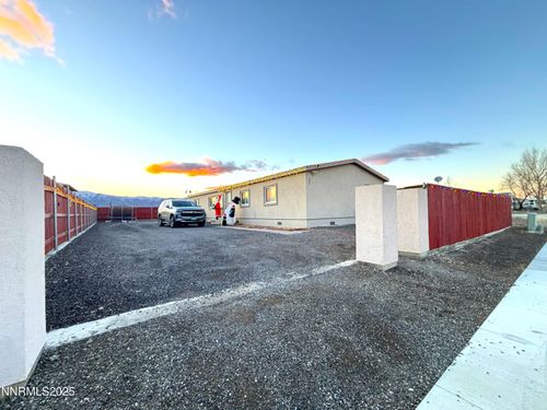 220 Bastian Rd, Battle Mountain, NV, 89820-2338 | Card Image