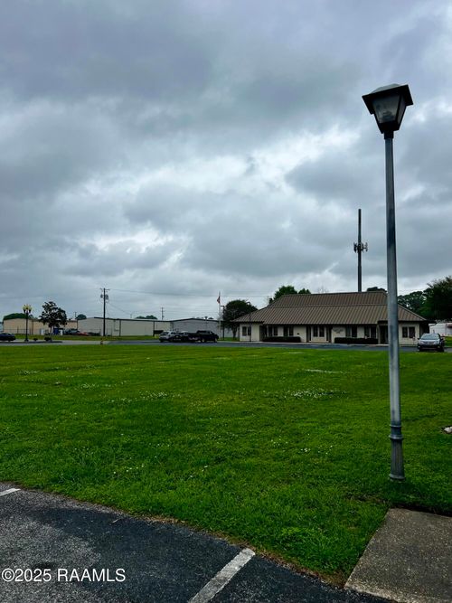 102 Sunstone Dr, Lafayette, LA, 70508-3426 | Card Image