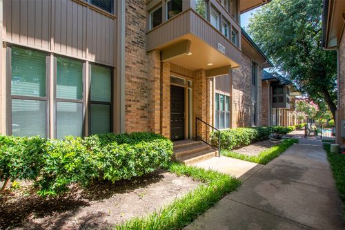 a-10734 Park Village Pl, Dallas, TX, 75230-3913 | Card Image