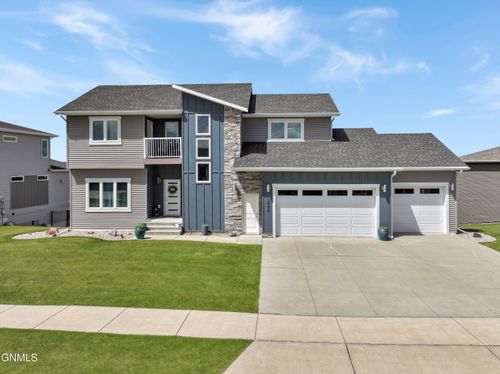 3906 Lone Peak Drive, Bismarck, ND, 58503 | Card Image