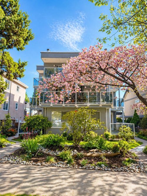3-1510 E 3rd Ave, Vancouver, BC, V5N1G9 | Card Image