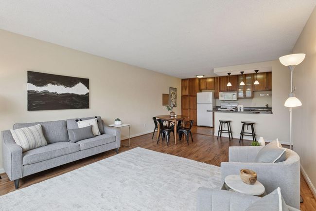 Living Room | Image 4