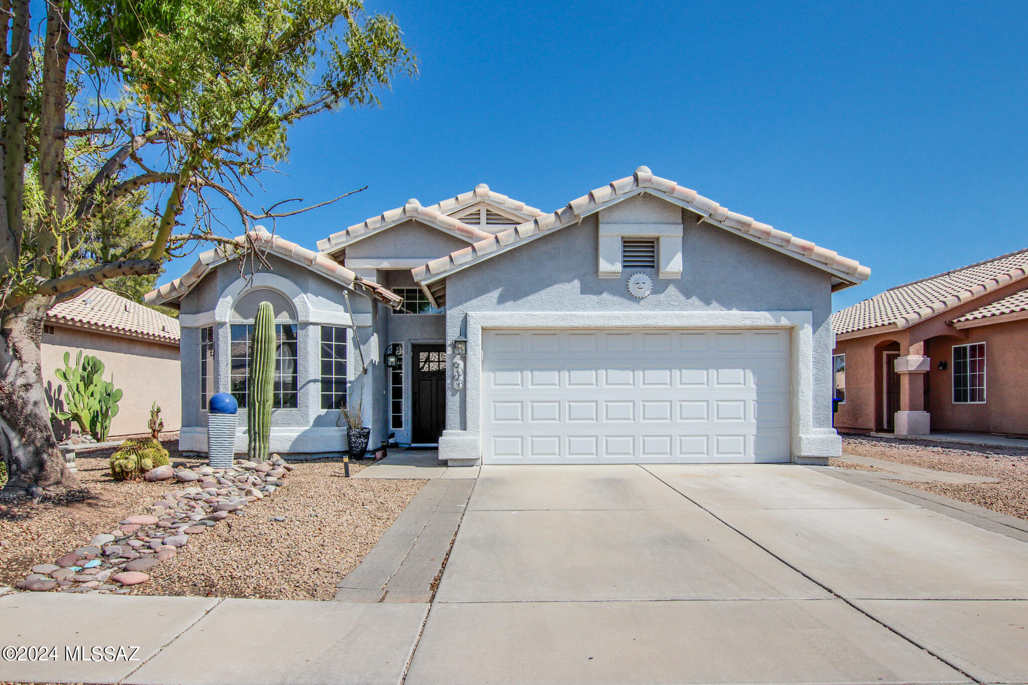 Safflower Ln, Tucson, AZ 85743