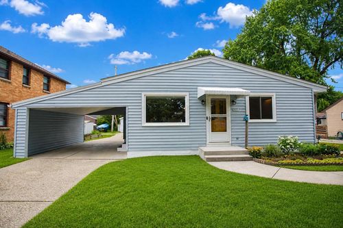 2419 S 81st Street, West Allis, WI, 53219 | Card Image