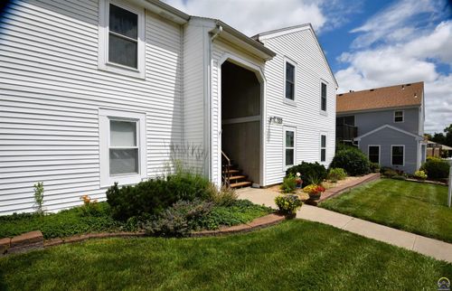 apt-2-5849 Sw 22nd Ter, Topeka, KS, 66614-1800 | Card Image