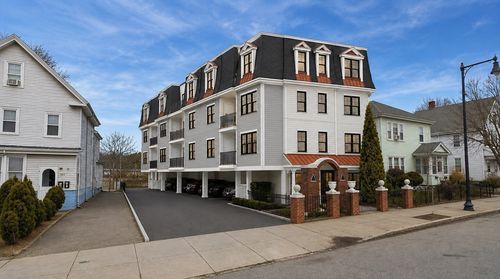 1015 Hyde Park Ave, Boston, MA, 02136 | Card Image