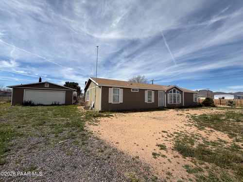 3586 E Martin Ln, Kingman, AZ, 86409-2827 | Card Image