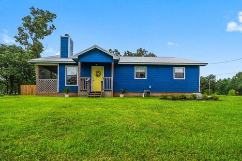 150 Lazy Ln, Livingston, TX, 77351-0584 | Card Image