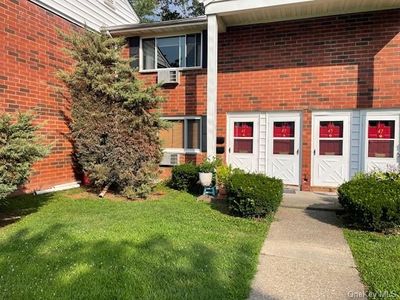 View of front of home | Image 1