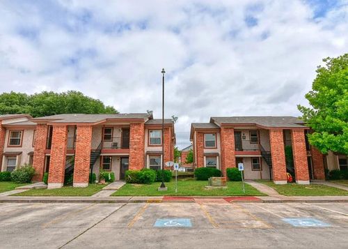 1906 S College Ave, Decatur, TX, 76234-3501 | Card Image