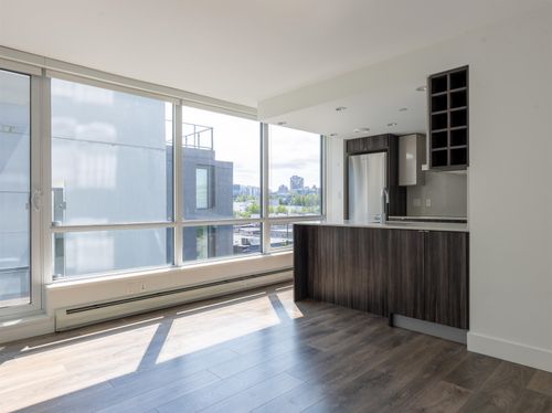 706-1788 Columbia St, Vancouver, BC, V5Y0L7 | Card Image