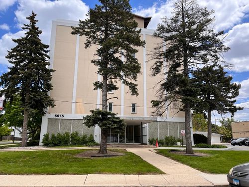2c-5975 N Odell Ave, Chicago, IL, 60631-2337 | Card Image