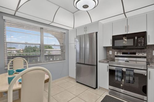 l4-2304 Lucaya Ln, Coconut Creek, FL, 33066-1113 | Card Image