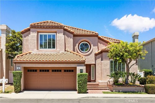 9 Terraza, Irvine, CA, 92614-8111 | Card Image