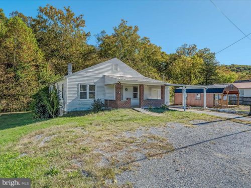 685 Henry W Miller Blvd, PAW PAW, WV, 25434-3110 | Card Image