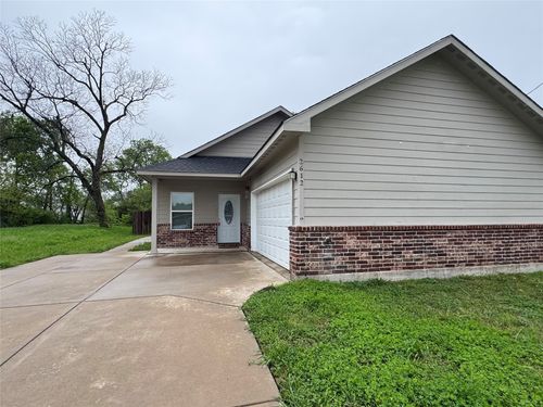 2612 Texas St, Greenville, TX, 75401-3922 | Card Image