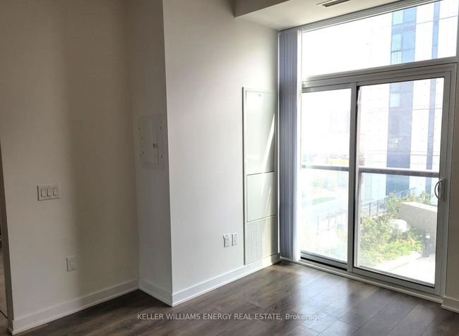 503 - 10 Honeycrisp Cres, Condo with 1 bedrooms, 1 bathrooms and null parking in Vaughan ON | Image 6