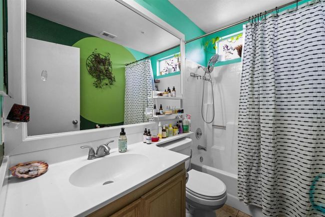 2126 King View Cir, Condo with 3 bedrooms, 3 bathrooms and 2 parking in Spring Valley CA | Image 22