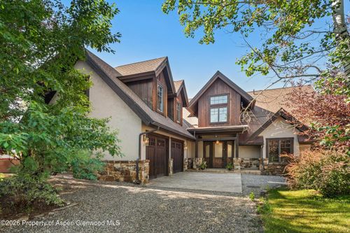 11 Pinon Ln, Carbondale, CO, 81623-8622 | Card Image