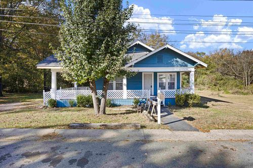 709 N Griffin St, Morrilton, AR, 72110-1936 | Card Image