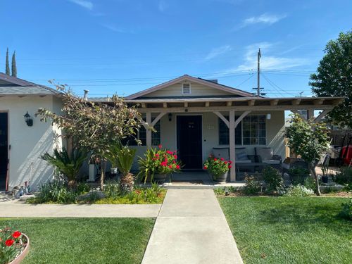 1216 N Stover Street, Visalia, CA, 93292 | Card Image