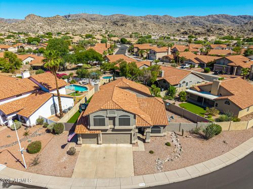 2302 E Mountain Sky Ave, Phoenix, AZ, 85048-9144 | Card Image