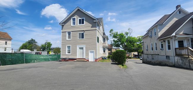2 - 786 Highland Ave, Home with 2 bedrooms, 1 bathrooms and 2 parking in Waterbury CT | Image 14