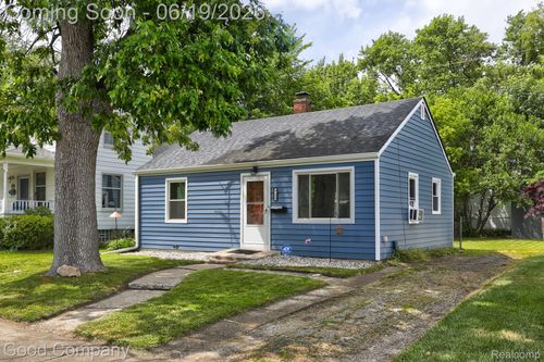 521 E Chesterfield St, Ferndale, MI, 48220-3532 | Card Image