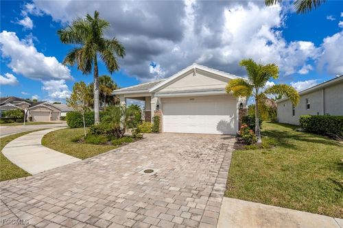 16697 Seasons Coast Dr, BONITA SPRINGS, FL, 34135-9072 | Card Image