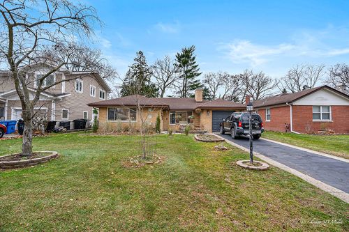 5844 N Lacey Ave, Chicago, IL, 60646-5610 | Card Image