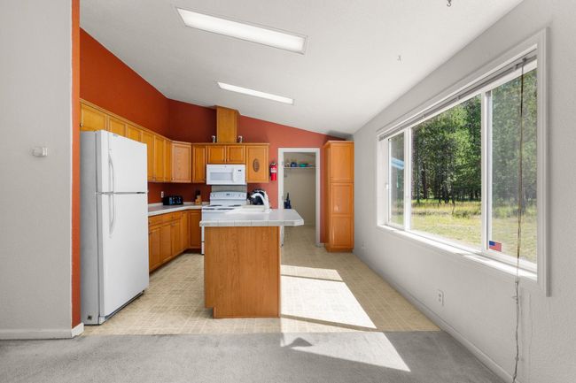 31 Arrow Ln, House other with 3 bedrooms, 2 bathrooms and null parking in Newport WA | Image 10