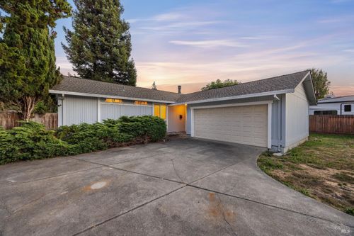 7343 Corsica Ct, Rohnert Park, CA, 94928-3416 | Card Image