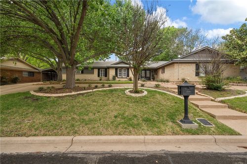 5301 Chaparral Dr, Waco, TX, 76710-1229 | Card Image