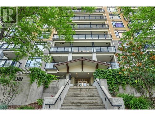 609-3301 Skaha Lake Rd, Penticton, BC, V2A6G6 | Card Image