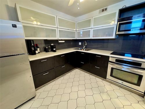 apt-812-3660 Ne 166th St, North Miami Beach, FL, 33160-3863 | Card Image