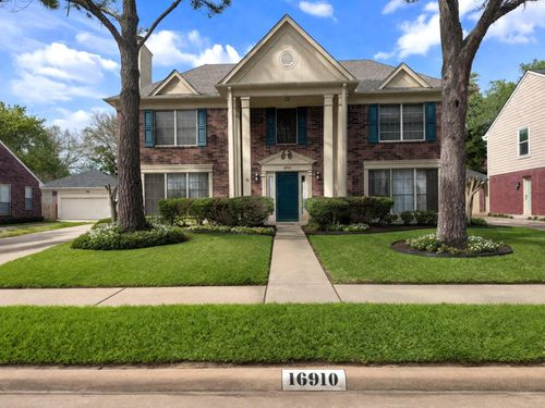 16910 Country Bridge Rd, Houston, TX, 77095-4152 | Card Image
