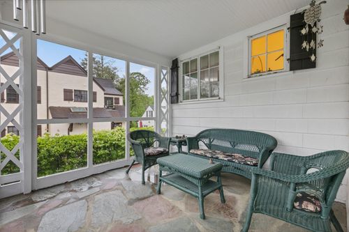 10 Crest Dr, Briarcliff Manor, NY, 10510-1303 | Card Image