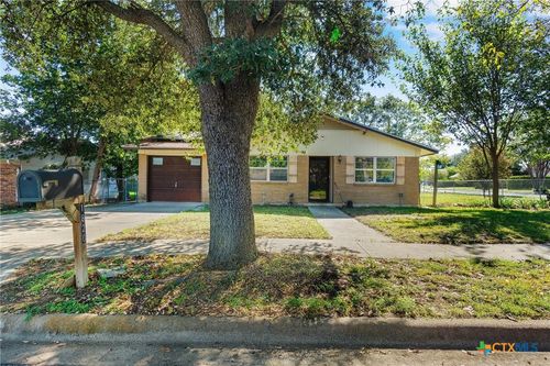 1820 Gaynor Dr, Killeen, TX, 76549-2136 | Card Image