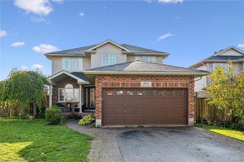 641 Grange Rd, Guelph, ON, N1E7K7 | Card Image