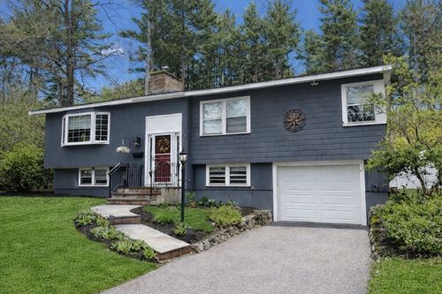 31 Lancaster Dr, Framingham, MA, 01701-3275 | Card Image