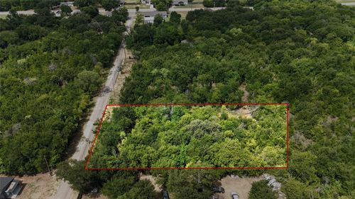825 Carmela Ct, Cleburne, TX, 76031-8518 | Card Image