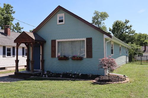 713 Ferncliffe St, Crescent Springs, KY, 41017-1517 | Card Image